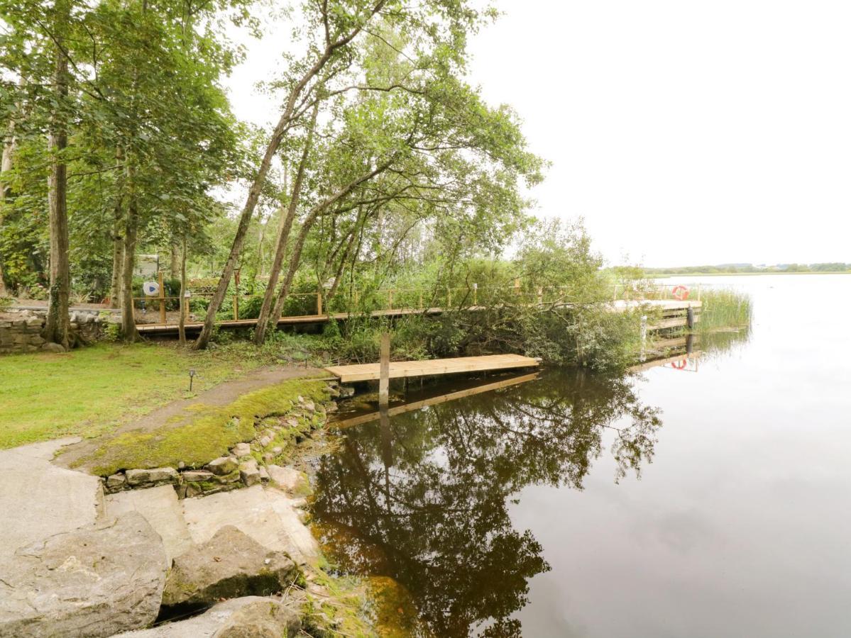Port Heron Lodge Атлоун Екстериор снимка